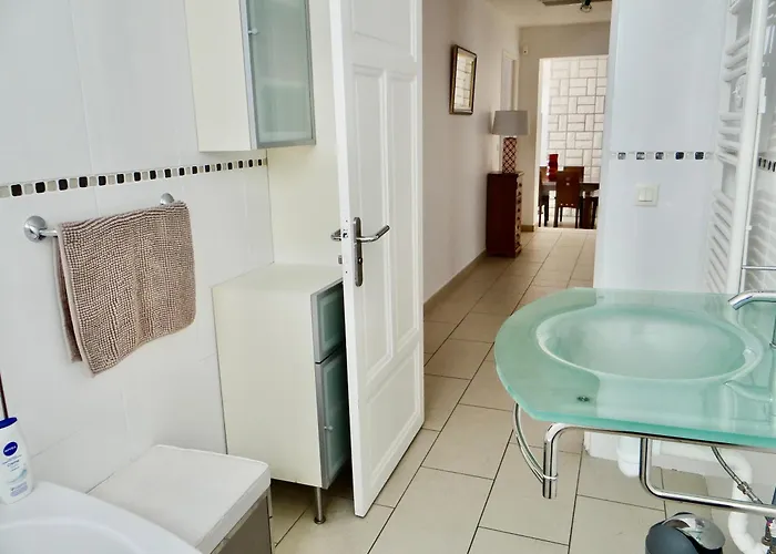 Moun Oustaou فيلة كاسيس