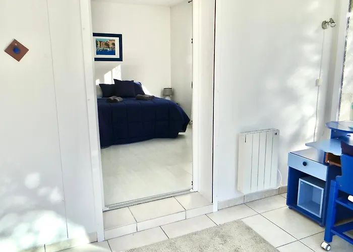 Moun Oustaou كاسيس